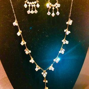 Boutique sparkling earrings & matching Y necklace